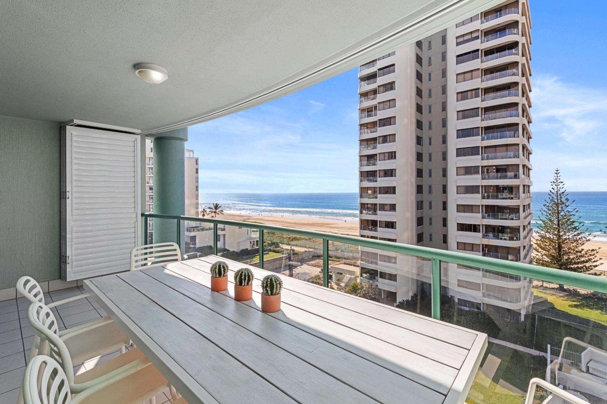 Emerald Sands Holiday Apartments Surfers Paradise Quarto foto