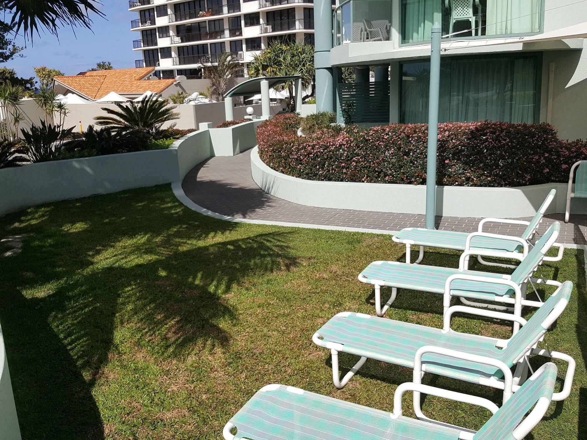 Emerald Sands Holiday Apartments Surfers Paradise Exterior foto