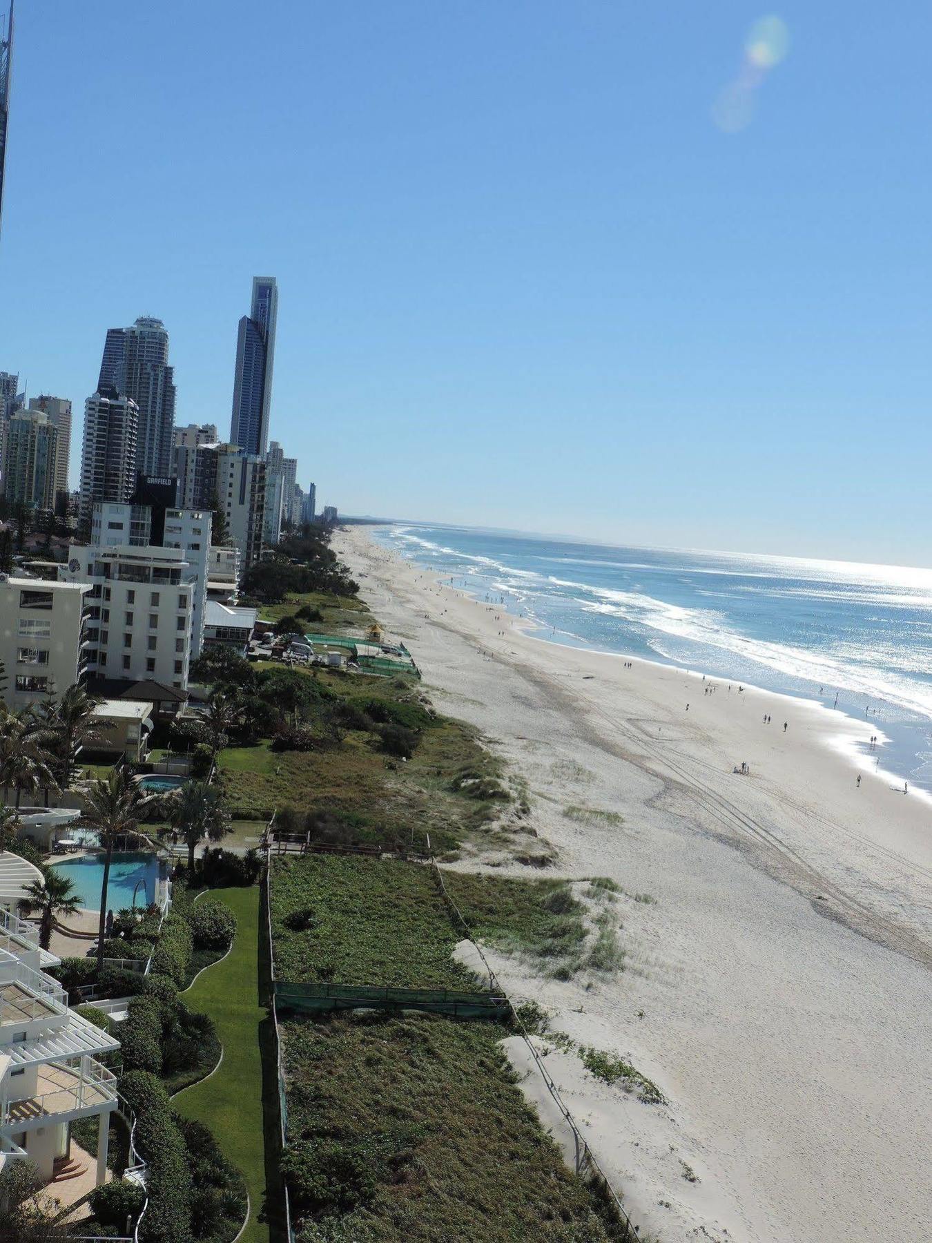 Emerald Sands Holiday Apartments Surfers Paradise Exterior foto