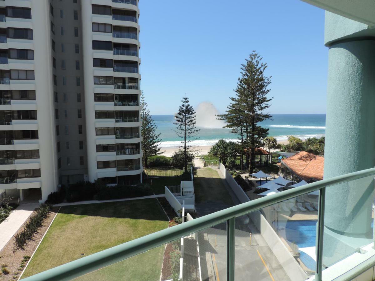 Emerald Sands Holiday Apartments Surfers Paradise Exterior foto